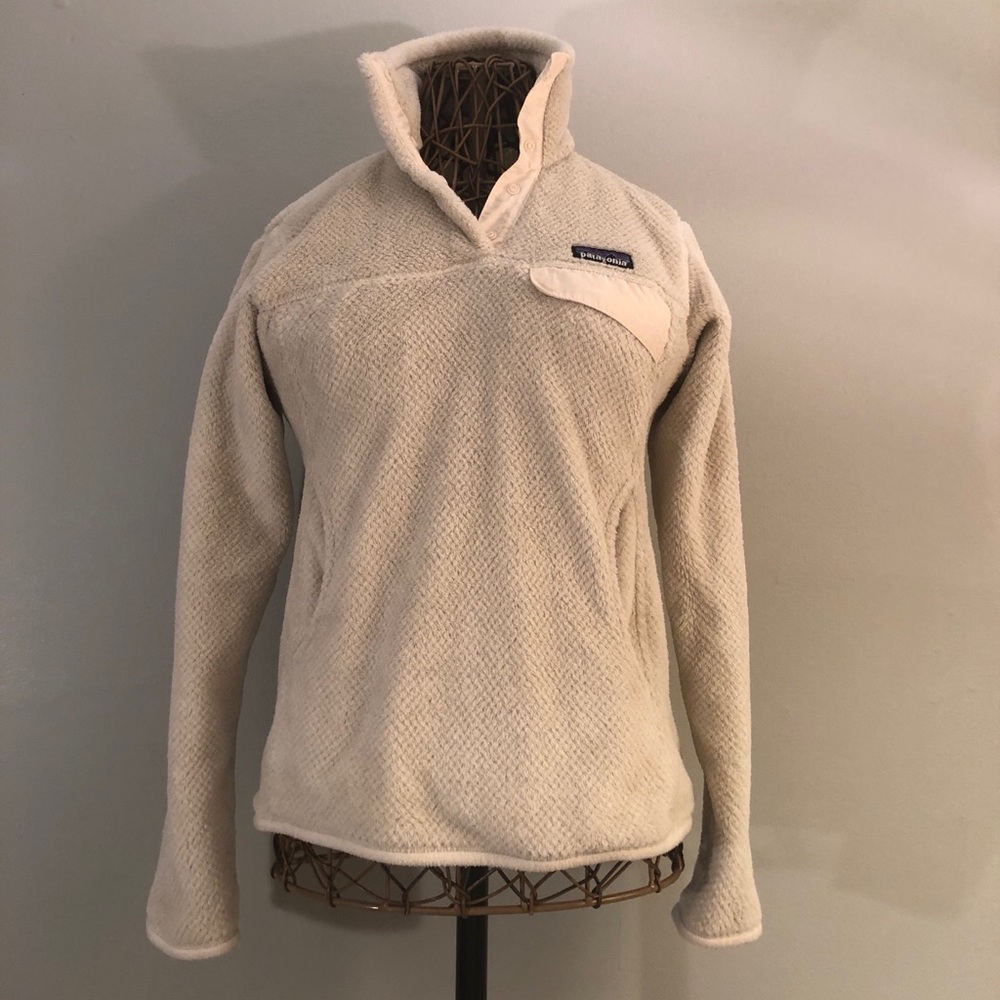 Patagonia Off White/Tan Women’s Pullover in Size S